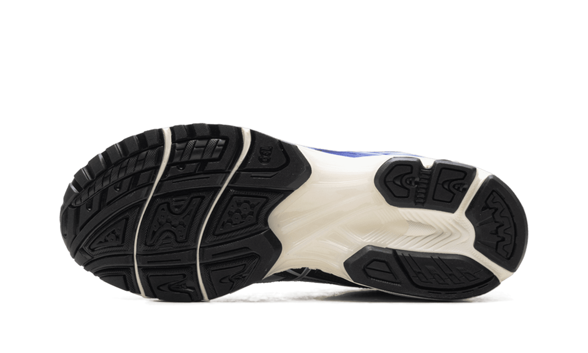 ASICS MENS Gel-Nimbus 10.1 "Kith - Iron Man vs. Mega Man - Double box - With Comic" AI MVC012398 AI MVC012398 from Stadium Goods