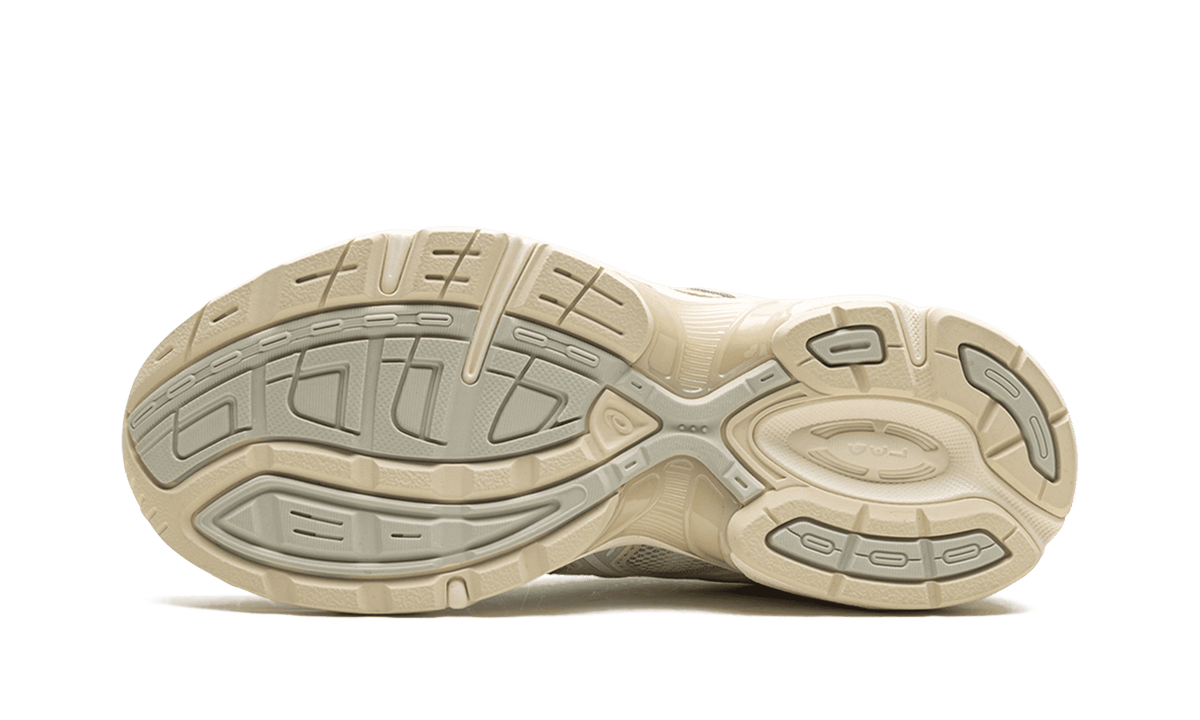 ASICS MENS Gel-1130 "Vanilla White Sage" 1201A255 252 from Stadium Goods