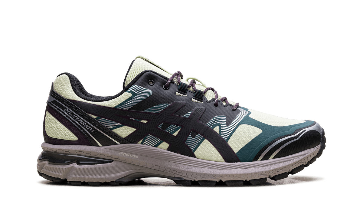 ASICS MENS GEL-TERRAIN "GREEN" 1203A342.302 1203A342.302 from Stadium Goods