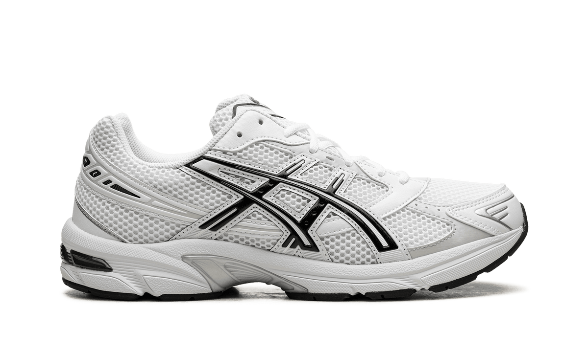 ASICS MENS Gel-1130 "Black / White" 1201B019 100 from Stadium Goods