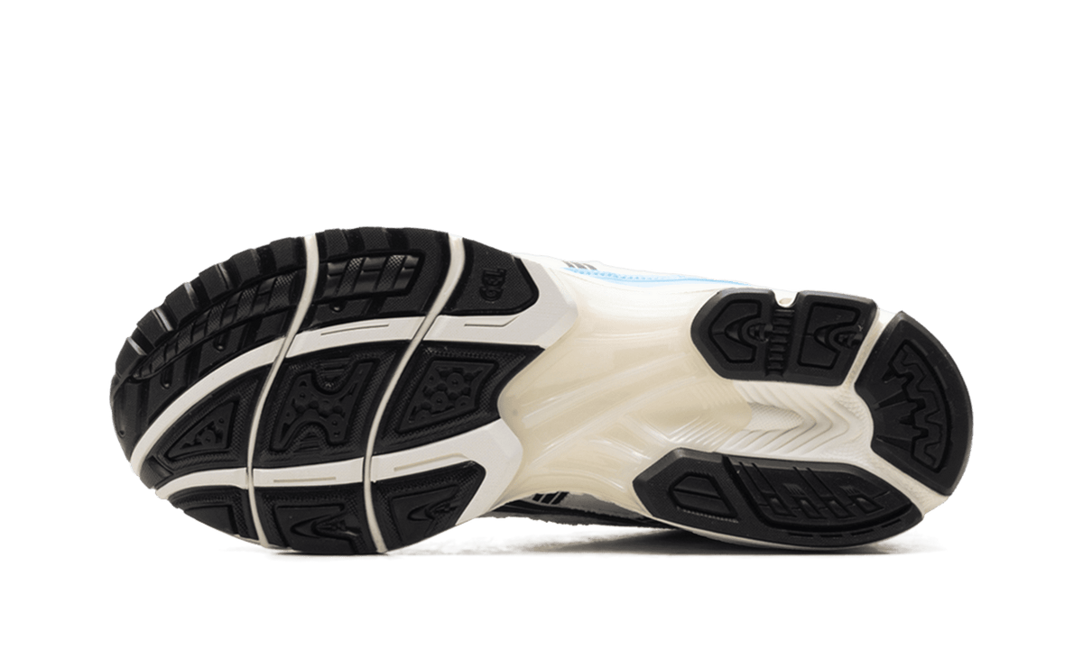 ASICS MENS KITH x Gel-Kayano 14 "MARVEL vs CAPCOM (RYU)" 1203B011 100 1203B011 100 from Stadium Goods